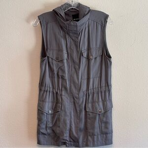 EUC Me Jane Gray Women's Removable Hooded Zip Vest Size Medium